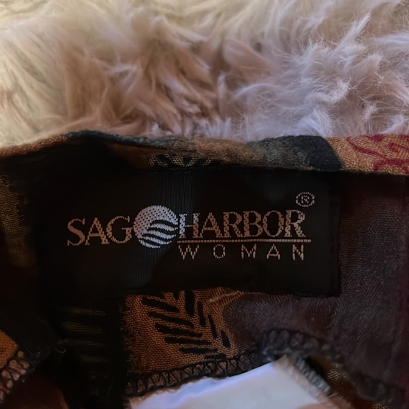 SAG HARBOR WOMAN - Picture 8 of 8